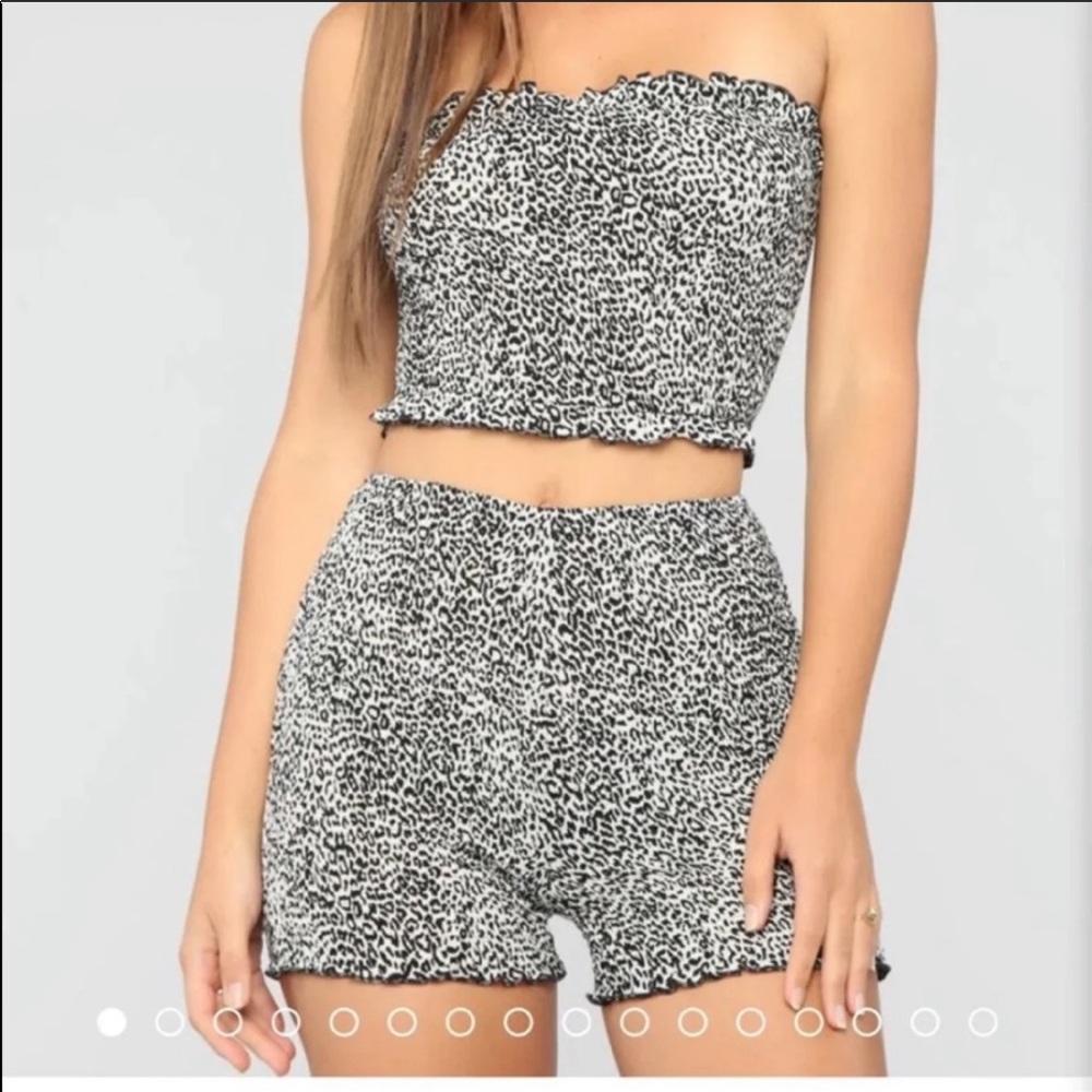 Two piece set